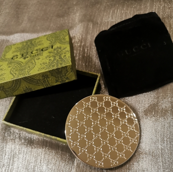 Gucci Parfume Mirror Duo Compact Mirror Gucci Mirror - Picture 2 of 7